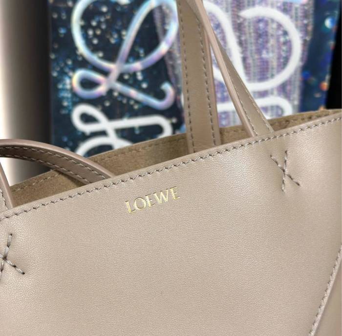 Mini Puzzle Fold tote in shiny calfskin“20*16.5*9.5CM”-085=