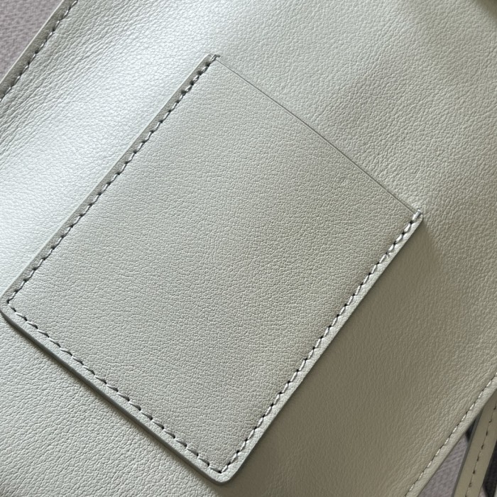Pebble Dice Pocket In Classic Calfskin“21*15*5CM”-085=