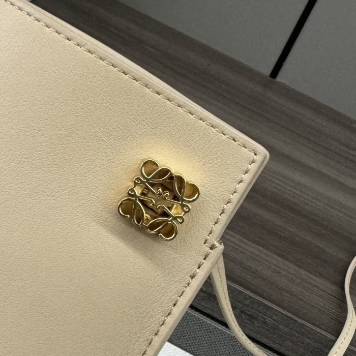 Pebble Dice Pocket In Classic Calfskin“21*15*5CM”-085=