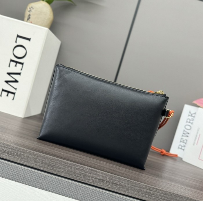 Knot T Pouch In Shiny Nappa Calfskin“22.5*15.5*5.5CM”-063=