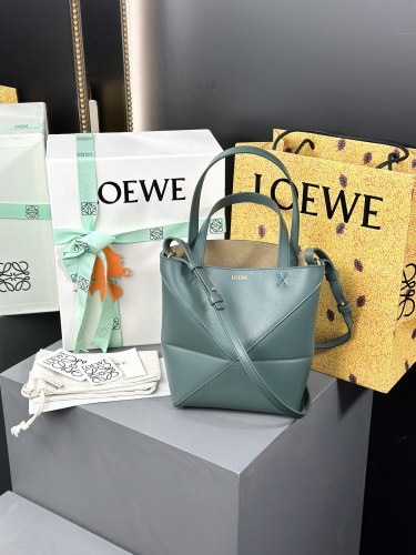 Mini Puzzle Fold tote in shiny calfskin“20*16.5*9.5CM”-085=