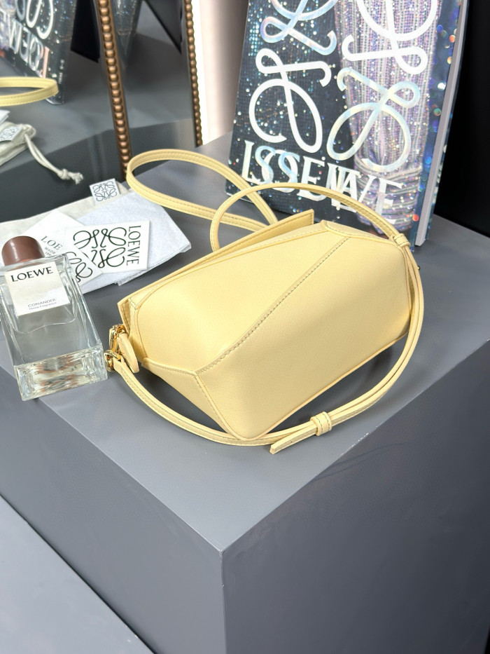 Mini Puzzle Bag in classic calfskin“18*12.5*8CM”-056=