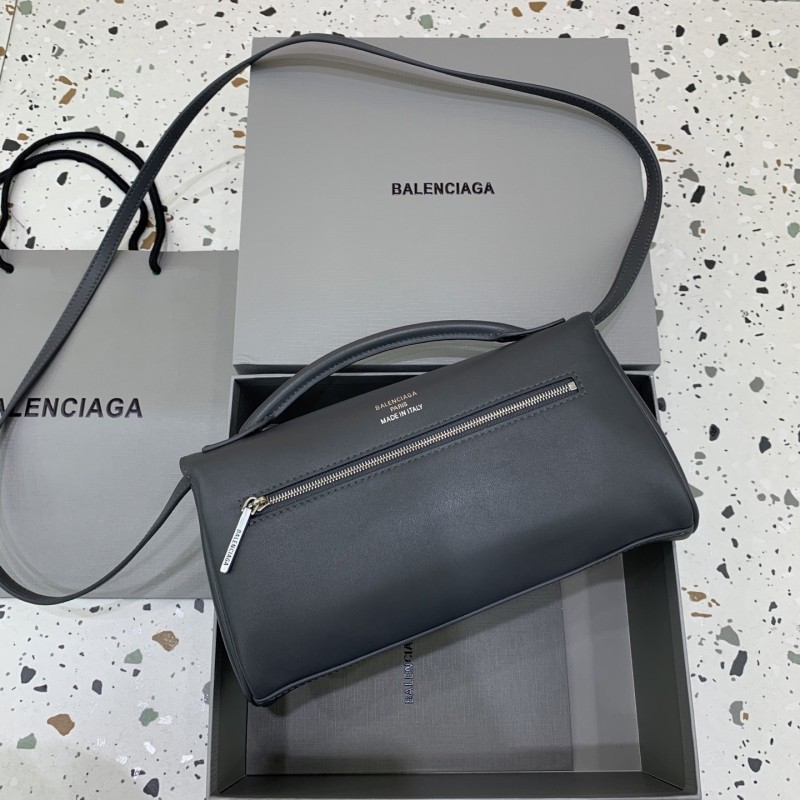 Bel Air Clutch On Strap“26*15*5CM”-0801=