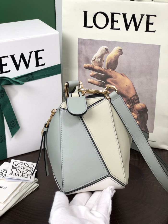 Small Puzzle bag in classic calfskin“24*14*11CM”-066=