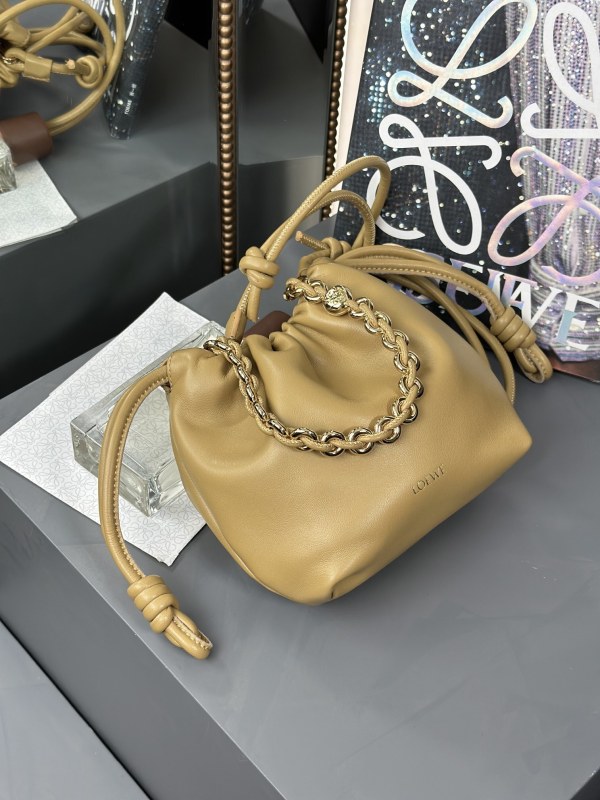 Mini Flamenco purse in mellow nappa lambskin“23*17*5.5CM”-056=