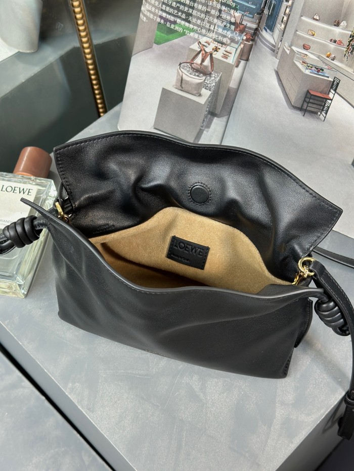 Mini Flamenco clutch in nappa calfskin“22.5*18*9CM”-006=