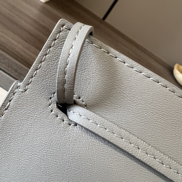 Pebble Dice Pocket In Classic Calfskin“21*15*5CM”-085=