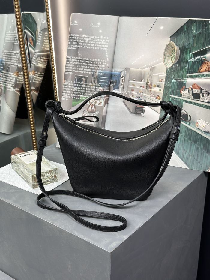 Mini Hammock hobo in classic calfskin“28*17*9.5CM”-006=