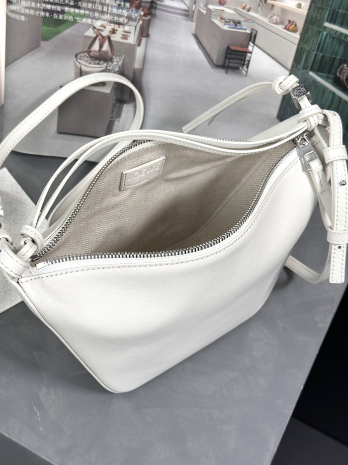 Mini Hammock hobo in classic calfskin“28*17*9.5CM”-006=