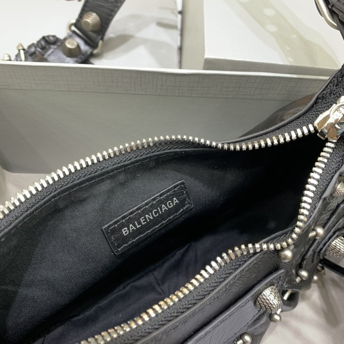 Le Cagole Shoulder Bag Small“26*12*6CM”-089=