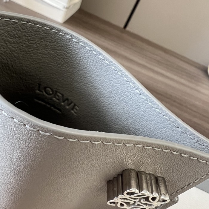 Pebble Dice Pocket In Classic Calfskin“21*15*5CM”-085=