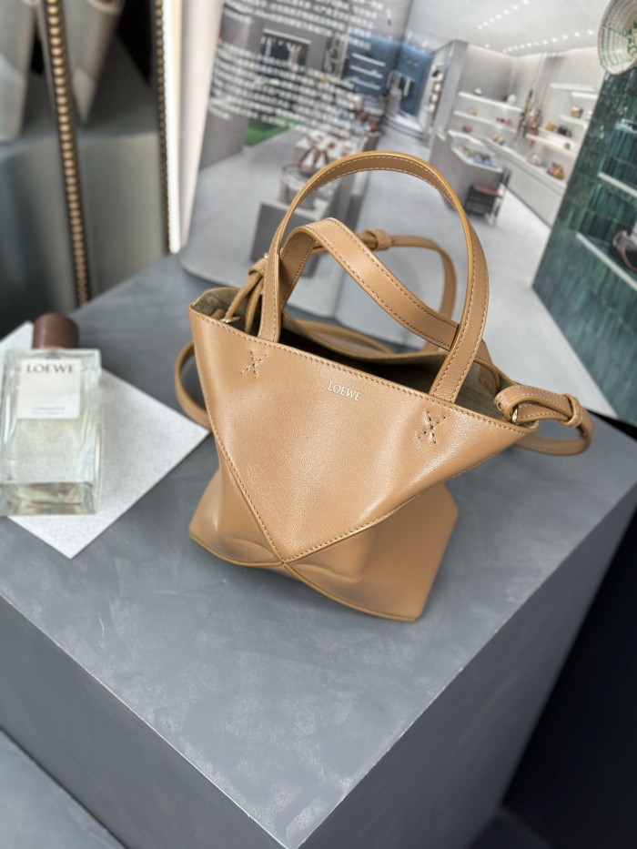 Mini Puzzle Fold tote in shiny calfskin“20*16.5*9.5CM”-085=