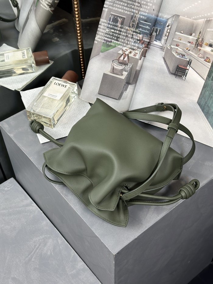 Mini Flamenco clutch in nappa calfskin“22.5*18*9CM”-006=