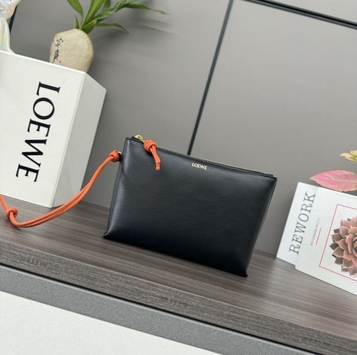 Knot T Pouch In Shiny Nappa Calfskin“22.5*15.5*5.5CM”-063=