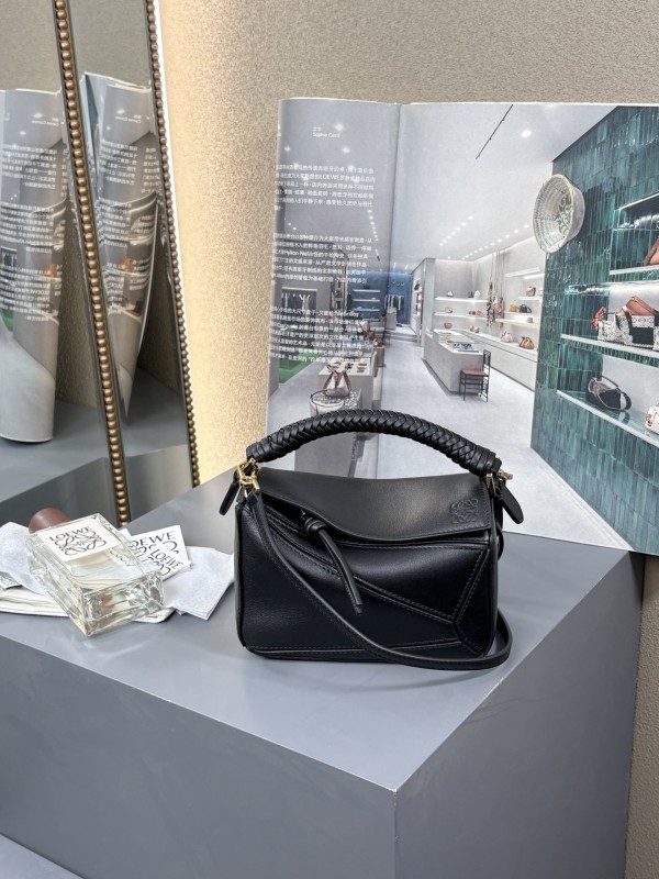Mini Puzzle bag in smooth calfskin“18*12.5*8CM”-056=