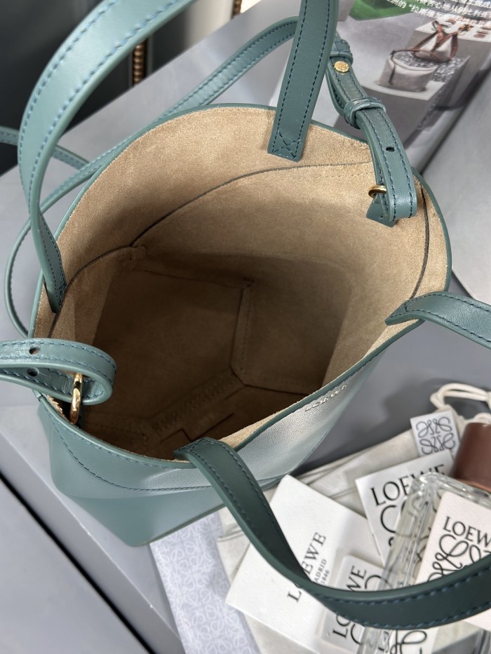 Mini Puzzle Fold tote in shiny calfskin“20*16.5*9.5CM”-085=