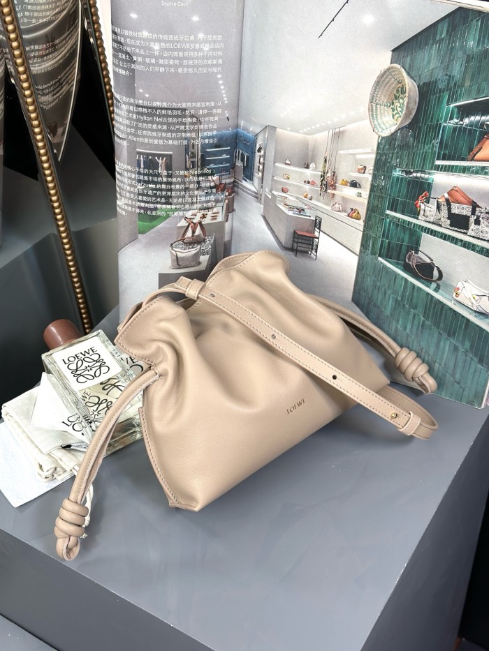 Mini Flamenco clutch in nappa calfskin“22.5*18*9CM”-006=