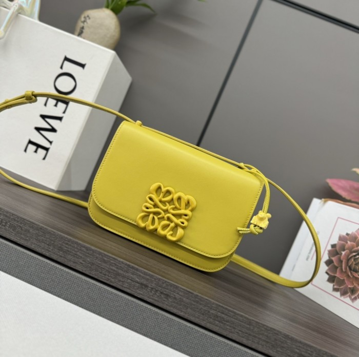 Goya Small Leather Shoulder Bag“19*13*6CM”-086=