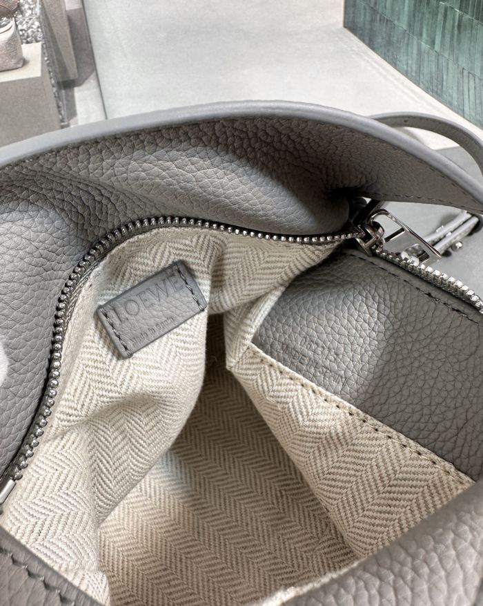 Mini Puzzle Edge bag in soft grained calfskin“18*12.5*8CM”-085=