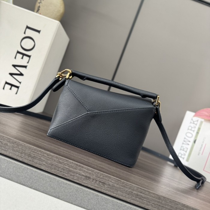 Puzzle Edge Bag In Soft Grained Calfskin“18*12.5*8CM”-035=