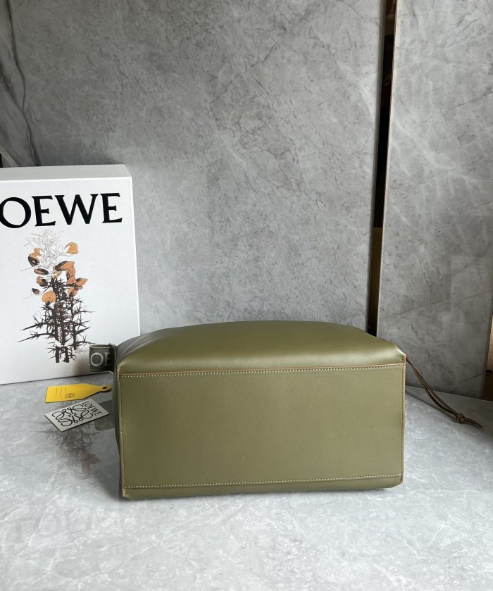 Cubi crossbody bag in supple smooth calfskin and jacquard“44*30*18CM”-068=