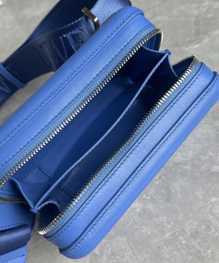 Mini crossbody camera bag in satin calfskin “18*13*7CM”-008=