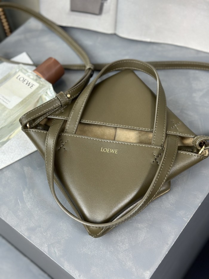 Mini Puzzle Fold tote in shiny calfskin“20*16.5*9.5CM”-085=