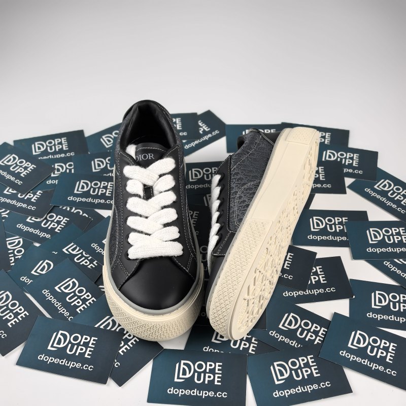 B33 SNEAKER (Female) 35-40=