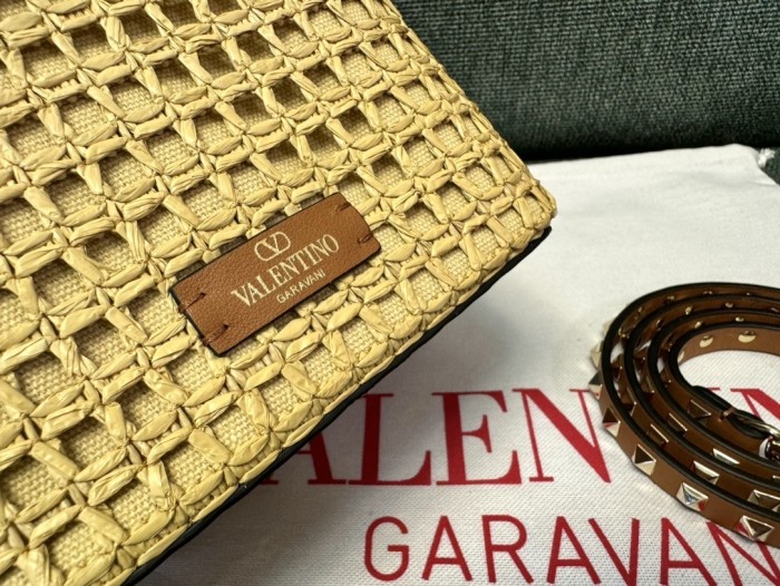 Rockstud Raffia Bucket Bag“18*16*11CM”-066=