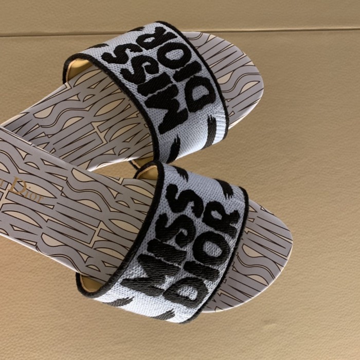 Dway SLIDES （Female）35-41=