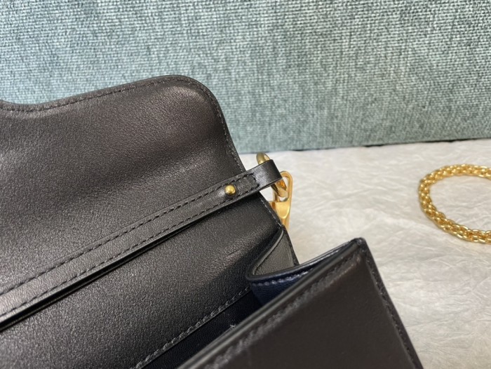 LOCò Leather Shoulder Bag“20*11*5CM”-057=