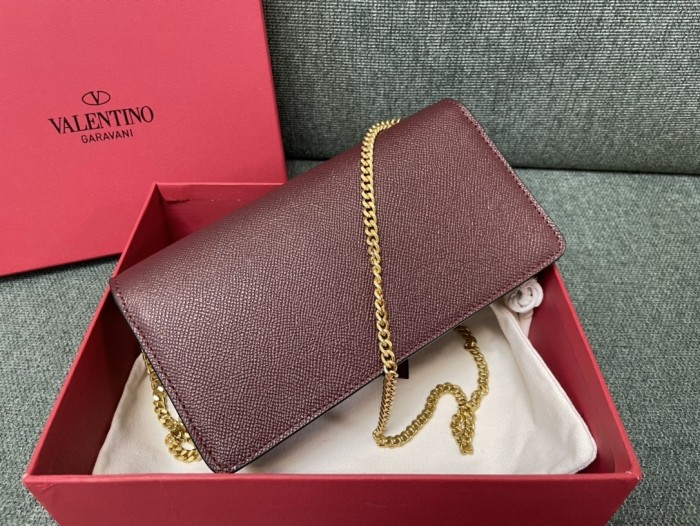 V Logo Signature Wallet Chain Bag“20*10.5*4CM”-075=