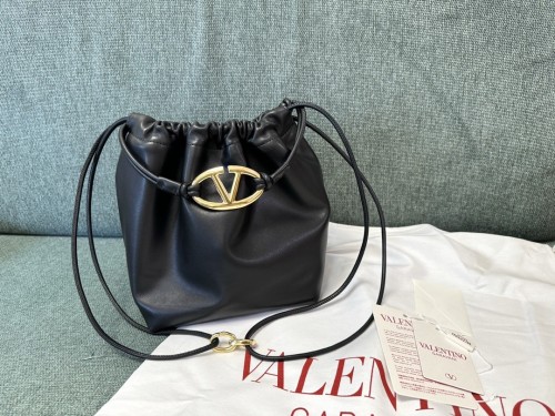 V Logo Drawstring Bag“23*19*14CM”-007=