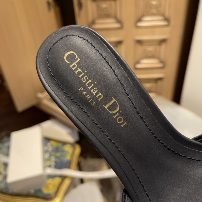 Dway SLIDES （Female）35-41=