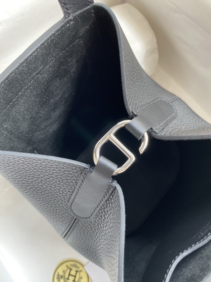 Hermes In-The-Loop 18 Clemence Leather“19.5*18*12CM”-0221=