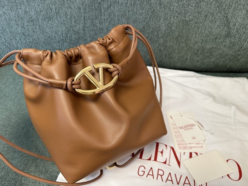 V Logo Drawstring Bag“23*19*14CM”-007=
