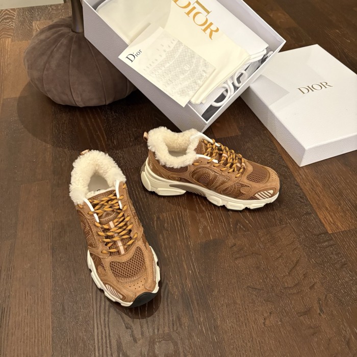 CHRONO SNEAKER (Female)35-41=
