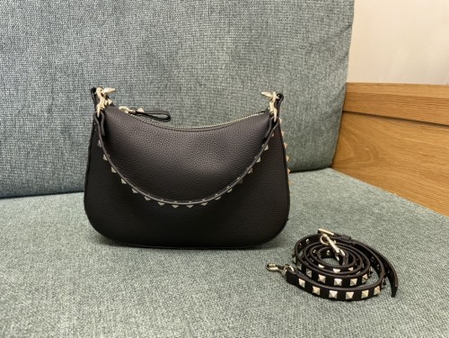 Rockstud Hobo Bag In Grainy Calfskin“50*40*20CM”-007=