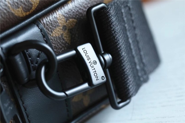 S-Lock Messenger Bag “22*18*8CM” 095