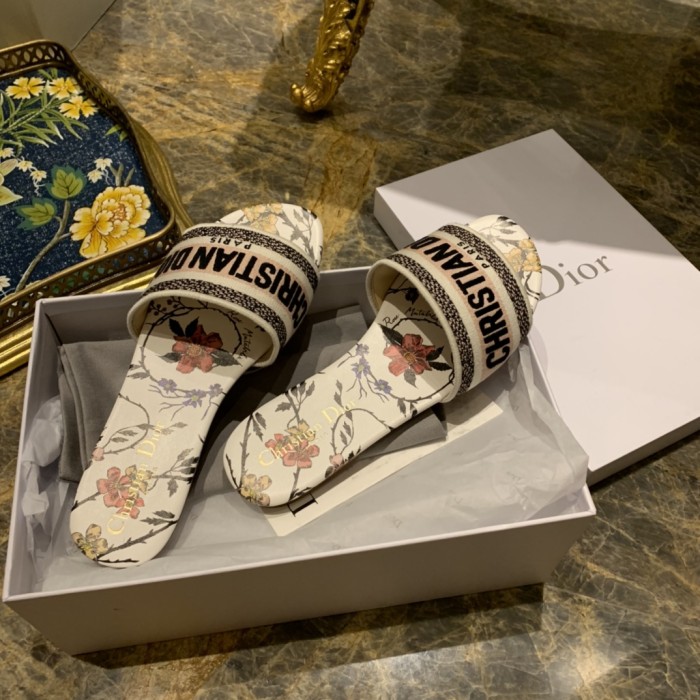 SLIDES （Female）34-41=