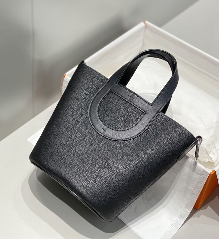 Hermes In-The-Loop 18 Clemence Leather“19.5*18*12CM”-0221=