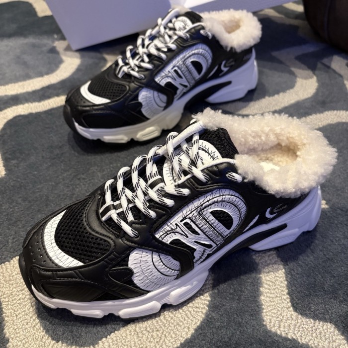 CHRONO SNEAKER (Female)35-41=