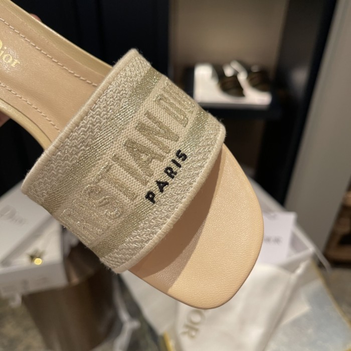 Dway SLIDES （Female）35-41=