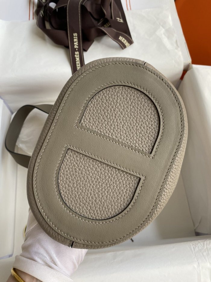 Hermes In-The-Loop 18 Clemence Leather“19.5*18*12CM”-0221=