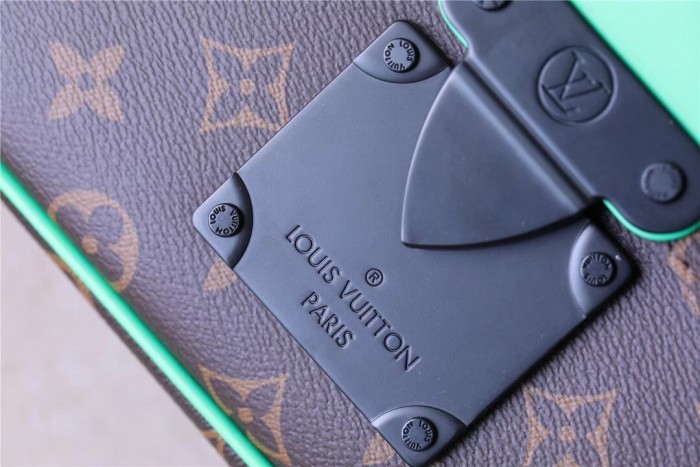 S-Lock Messenger Bag “22*18*8CM” 095