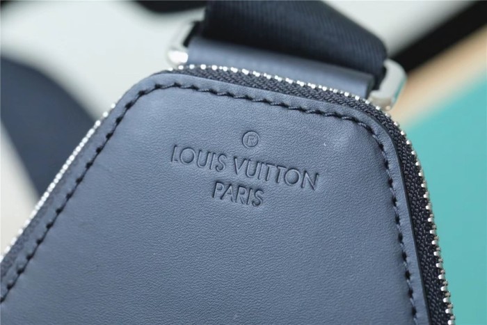 Avenue Crossbody Bag “31*20*7CM” 036