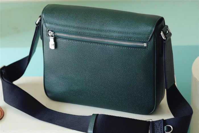 District Crossbody Bag “26*20*7CM” 085