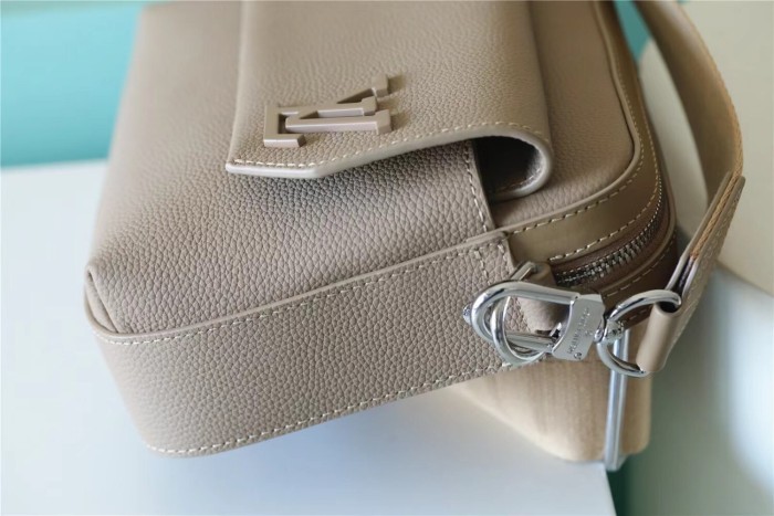 Boarding Messenger “24*18*9CM” 066