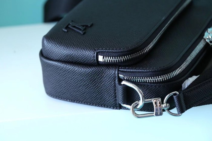 Avenue Crossbody Bag“22.5*15.5*7.5CM” 016