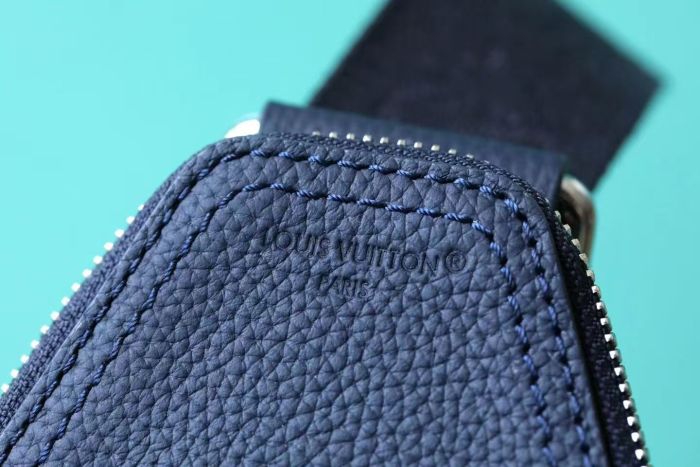Avenue Slingbag NM “31*20*7CM” 036
